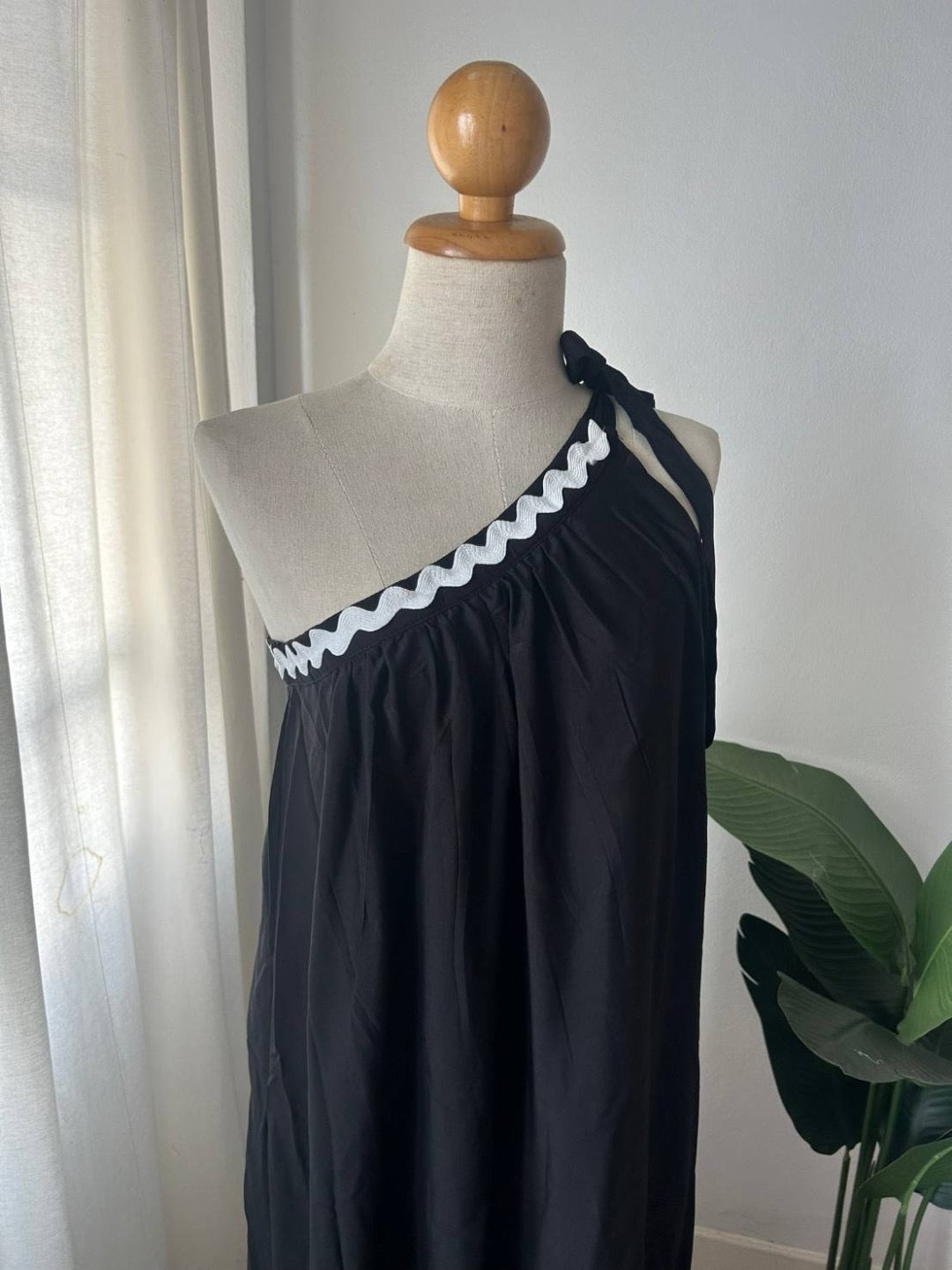 SOLENE DRESS