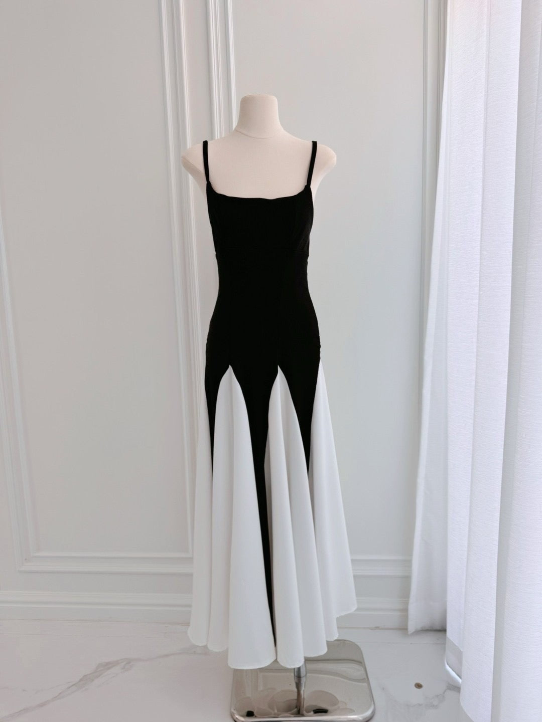 ADELINA DRESS