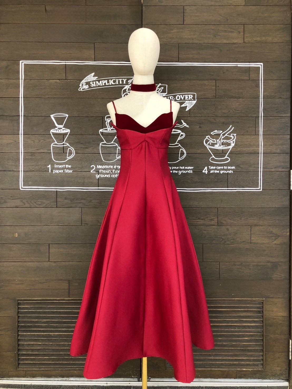 ANASTASIA DRESS